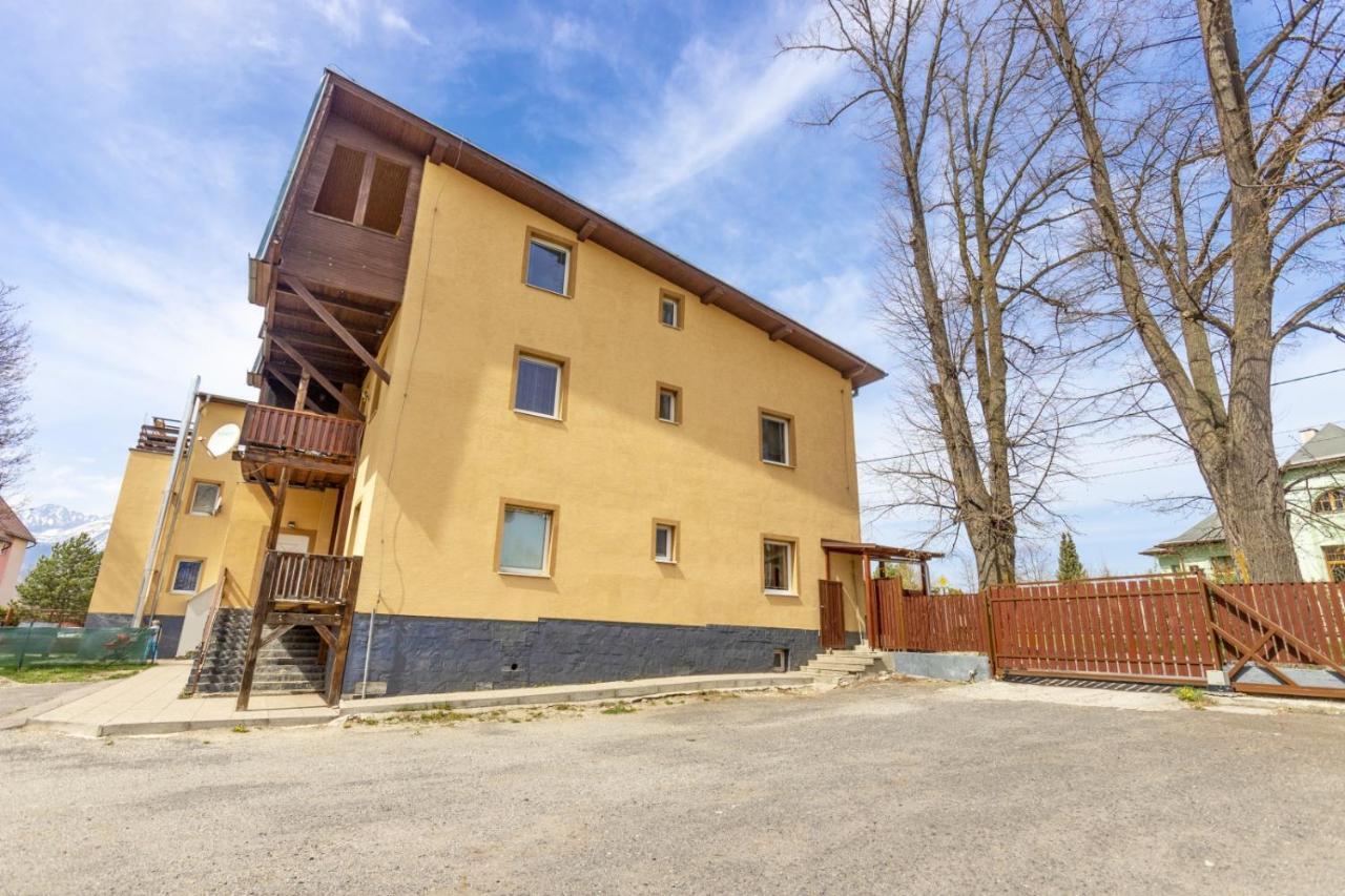 Ferienwohnung Apartman Theo Veľký Slavkov Exterior foto